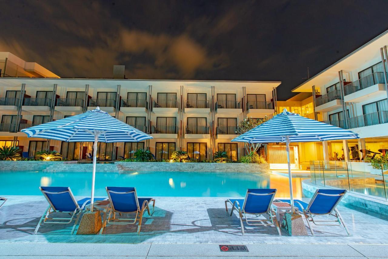 Seabed Grand Hotel Phuket - Sha Extra Plus Екстер'єр фото The swimming pool at the hotel