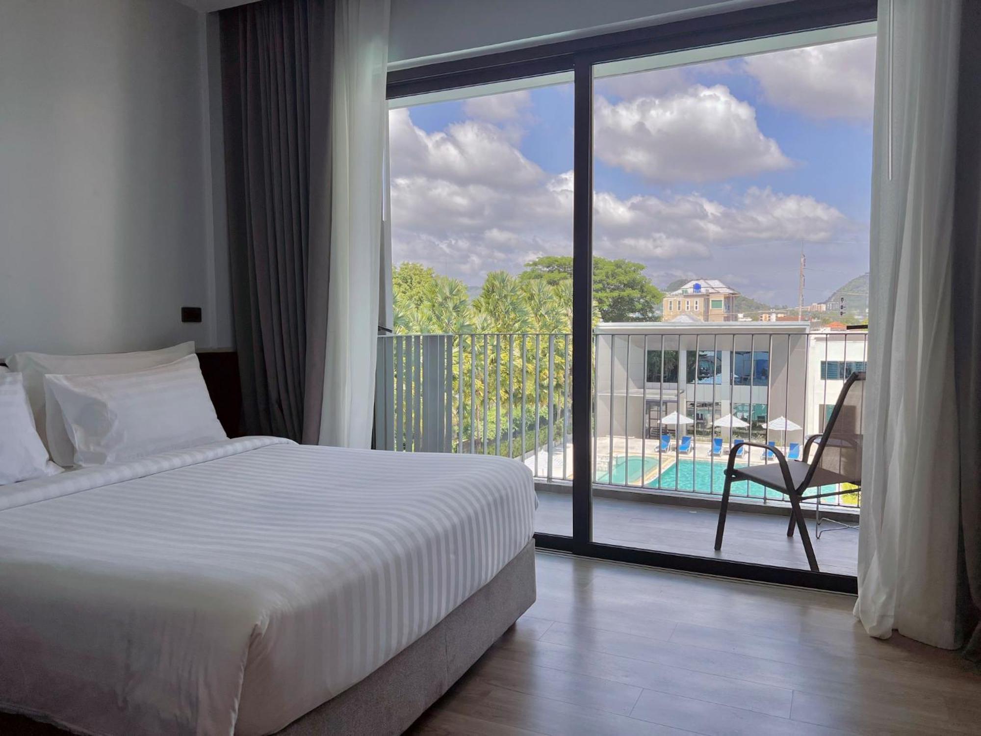 Seabed Grand Hotel Phuket - Sha Extra Plus Екстер'єр фото Deluxe Pool View