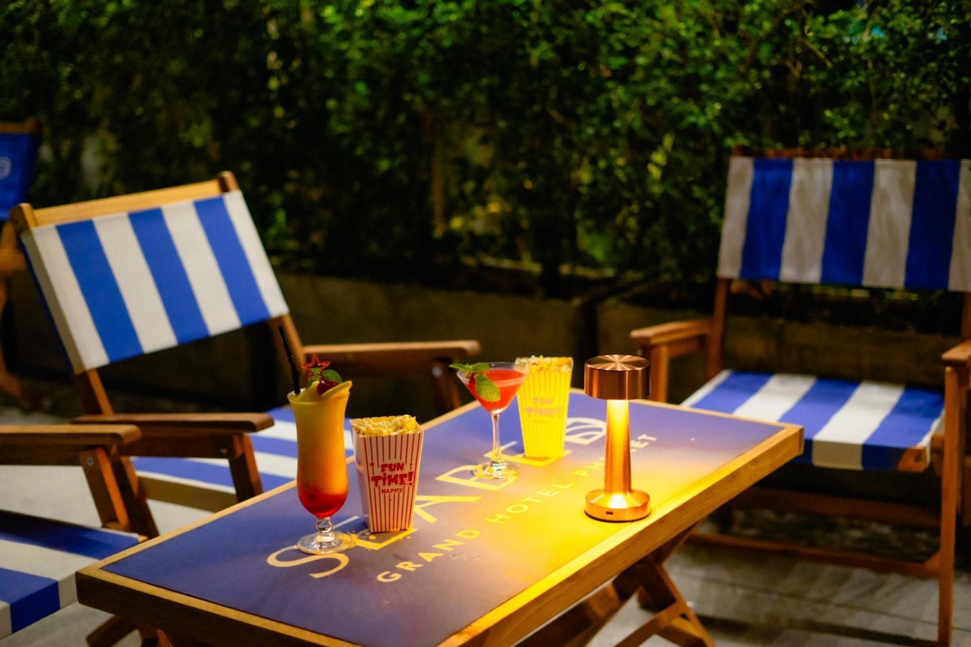 Seabed Grand Hotel Phuket - Sha Extra Plus Екстер'єр фото The 29 Bar