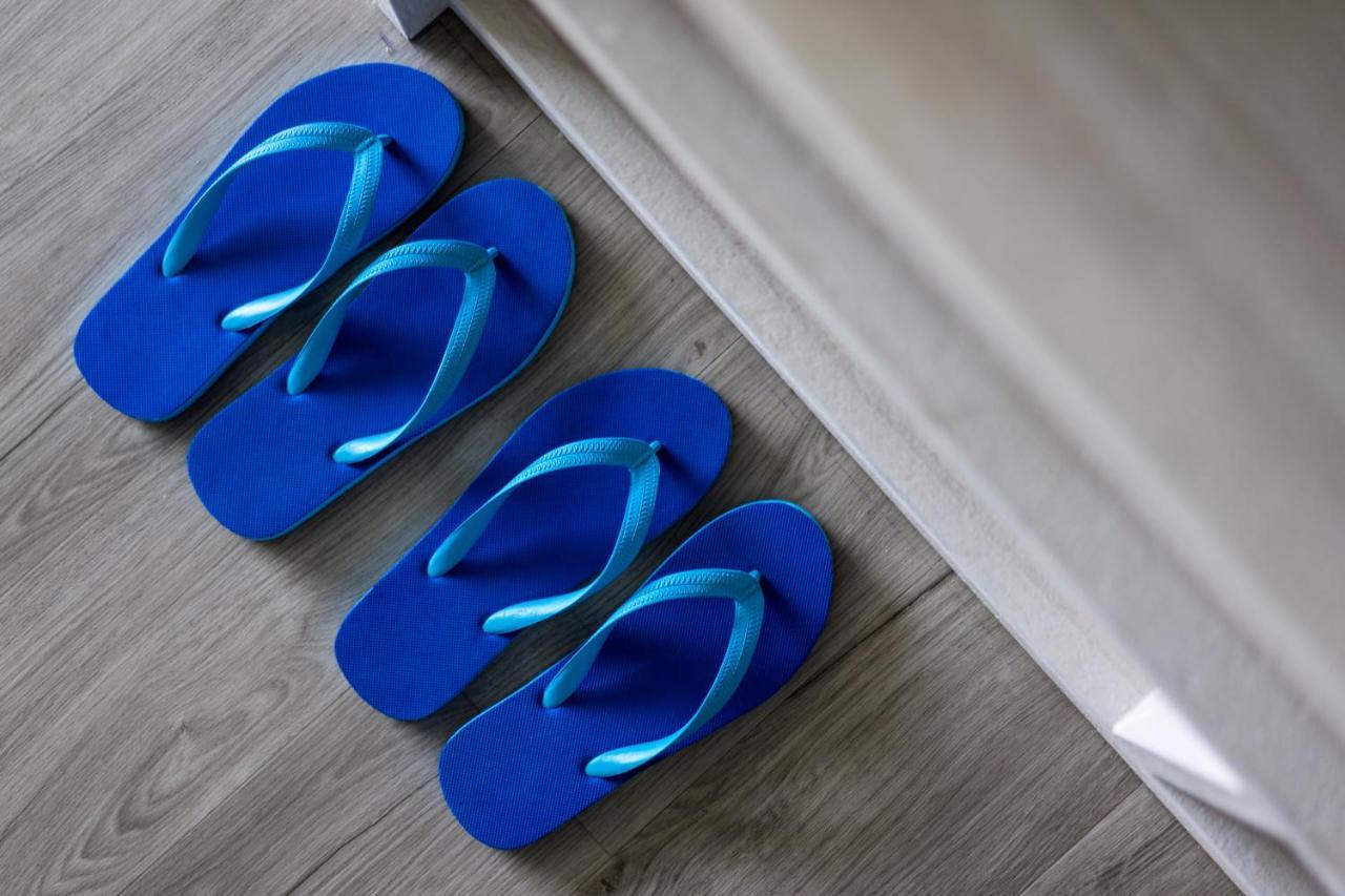 Seabed Grand Hotel Phuket - Sha Extra Plus Екстер'єр фото Flip-flops